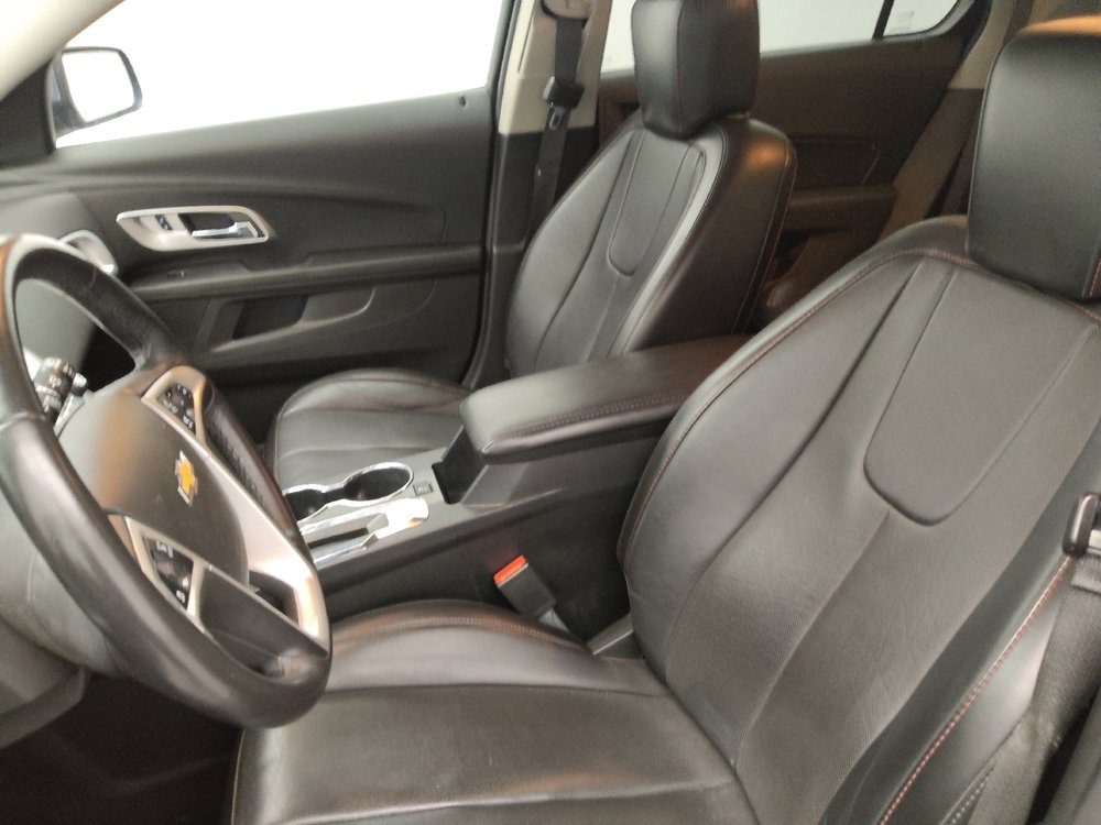 Used 2016 Chevrolet Equinox LTZ w/ Enhanced Convenience Package FWD image 17