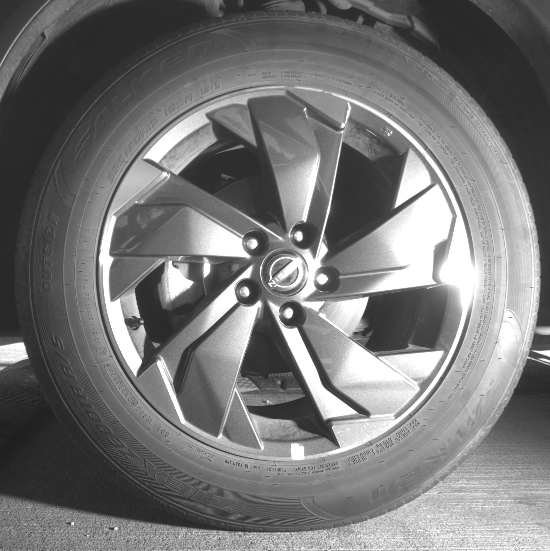 Used 2025 Nissan Rogue SV FWD image 12