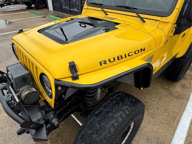 Used 2004 Jeep Wrangler Rubicon w/ Dual Top Group image 13