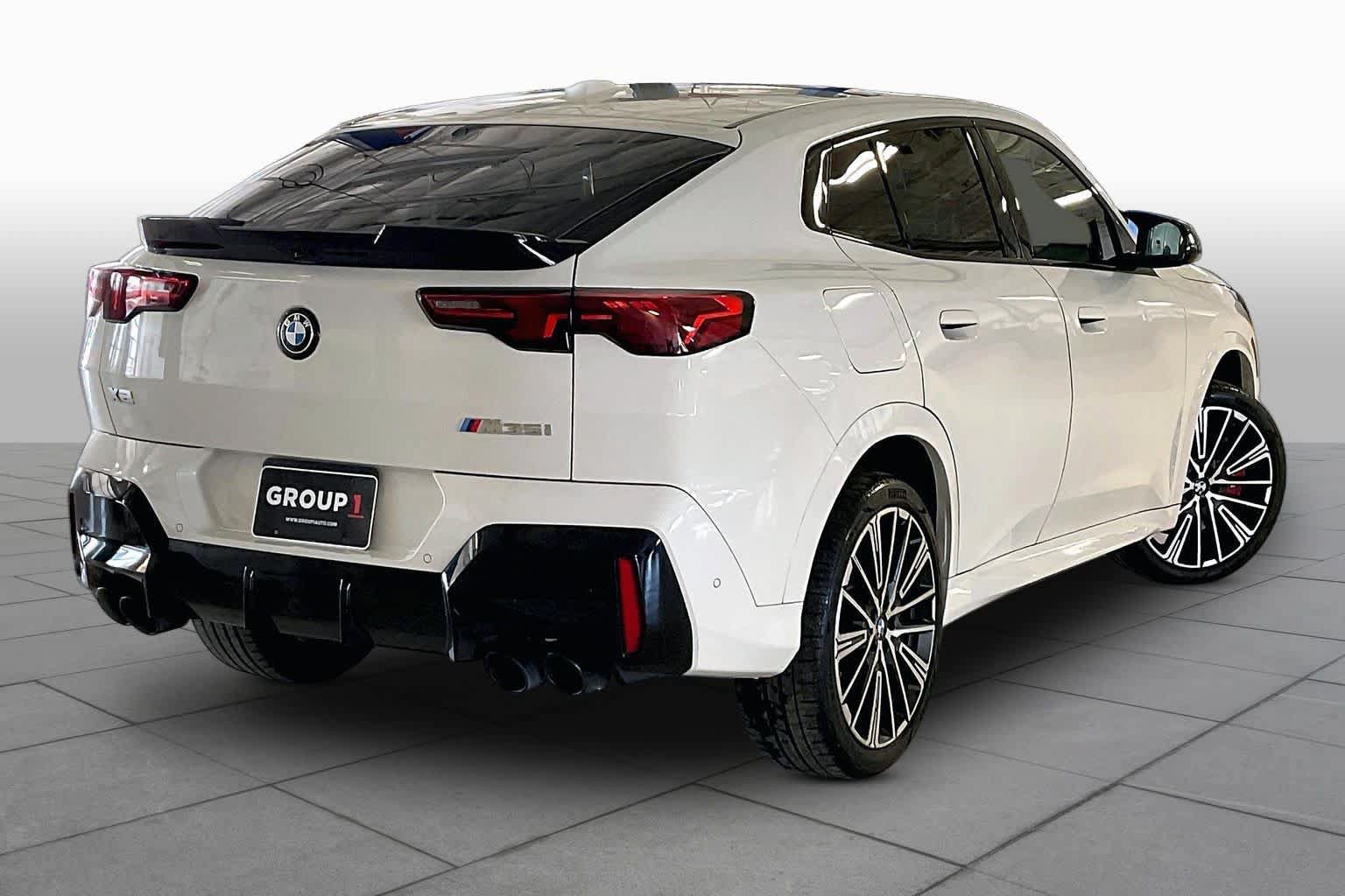 Used 2026 BMW X2 M35i AWD/4WD image 12