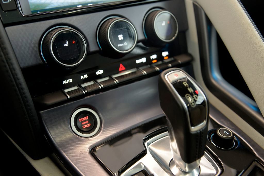 Used 2018 Jaguar F-TYPE Coupe image 24