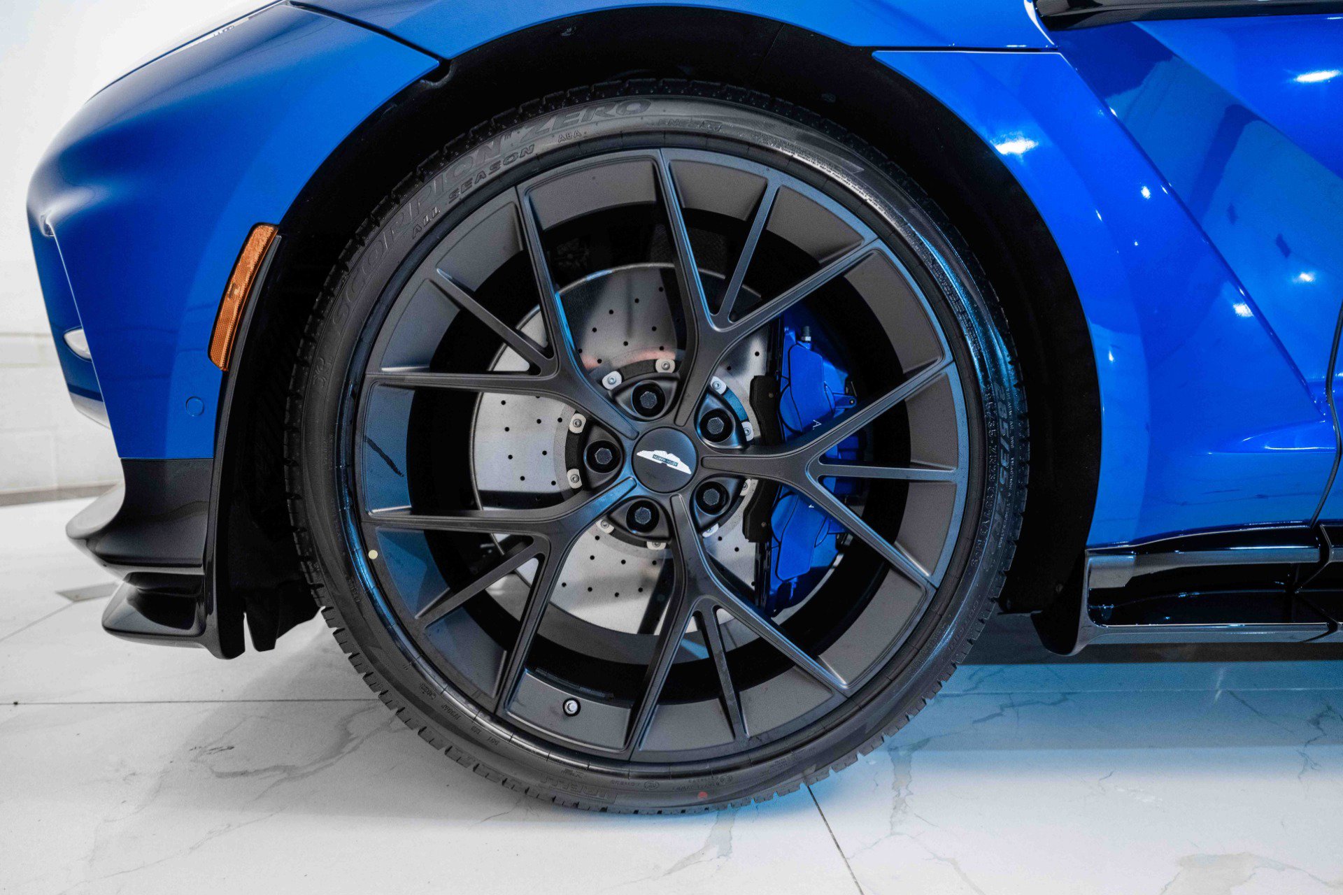 Used 2024 Aston Martin DBX 707 image 4