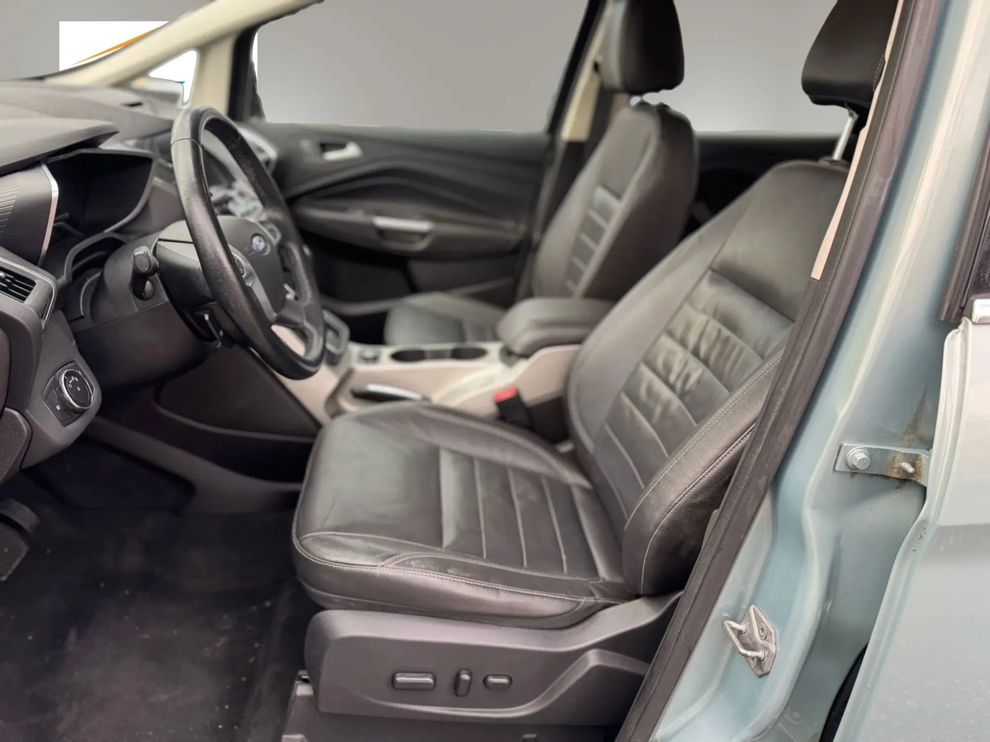 Used 2013 Ford C-MAX SEL image 11