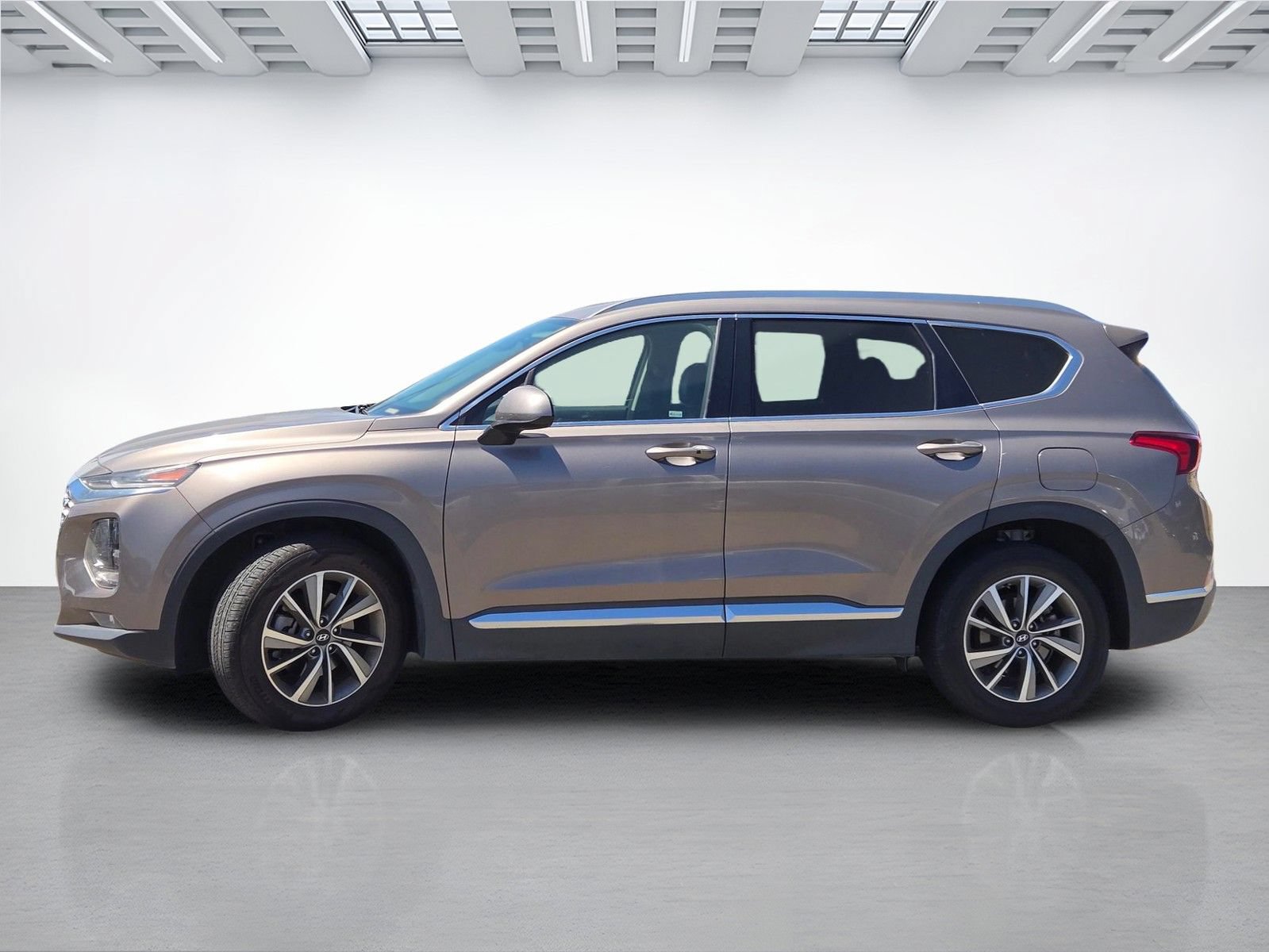 Used 2019 Hyundai Santa Fe SEL FWD image 7