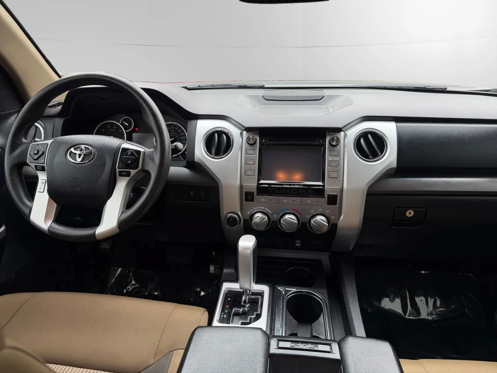 Used 2015 Toyota Tundra SR5 w/ TRD Off Road Package AWD/4WD image 11