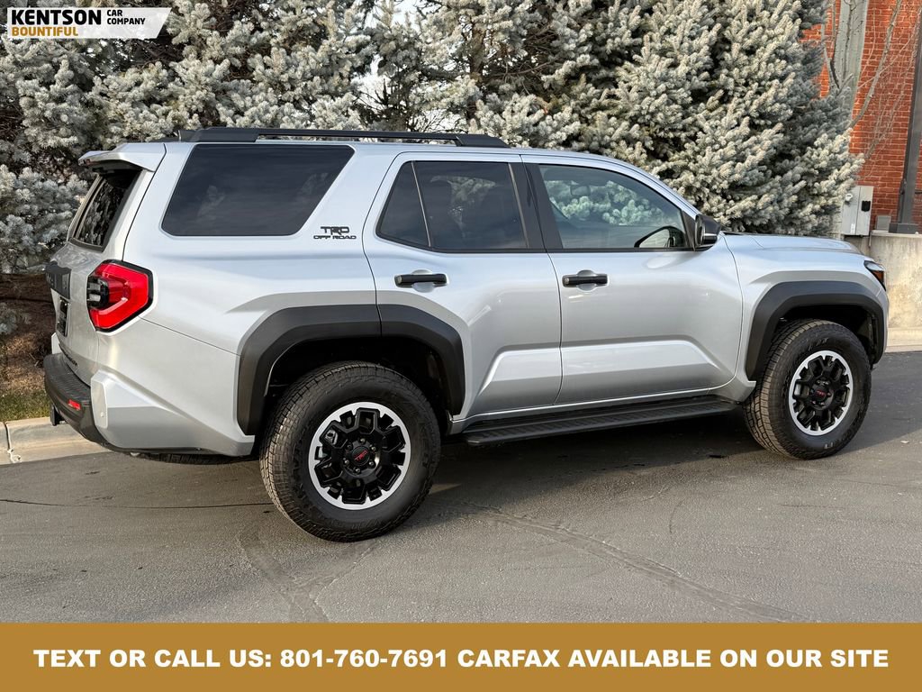 Used 2025 Toyota 4Runner TRD Off-Road image 9