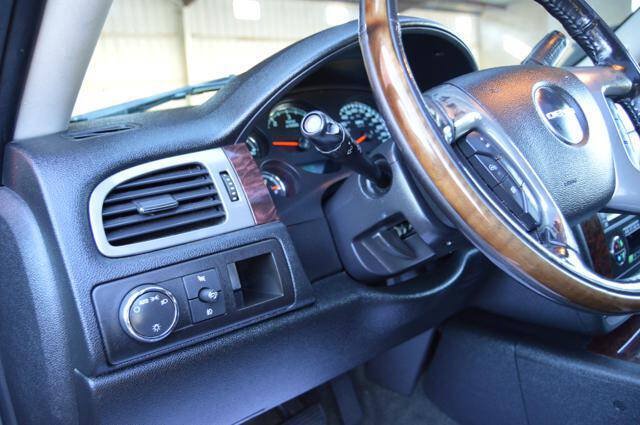 Used 2008 GMC Yukon XL Denali AWD/4WD image 28