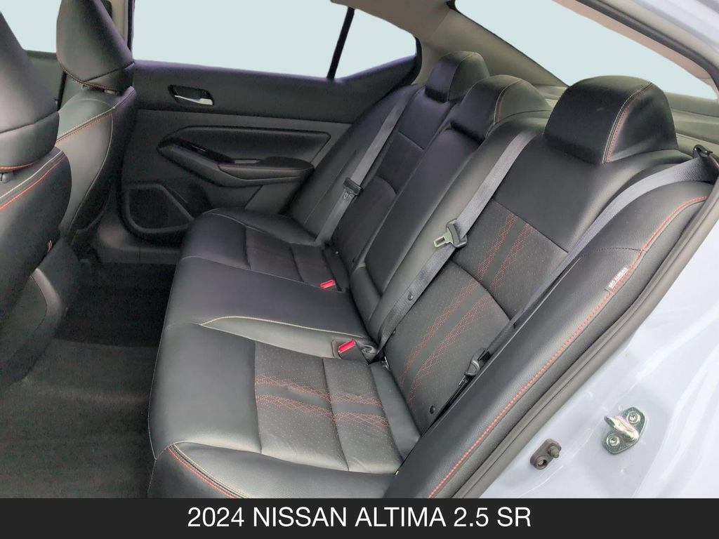 Certified 2024 Nissan Altima 2.5 SR w/ SR Premium Package FWD image 17