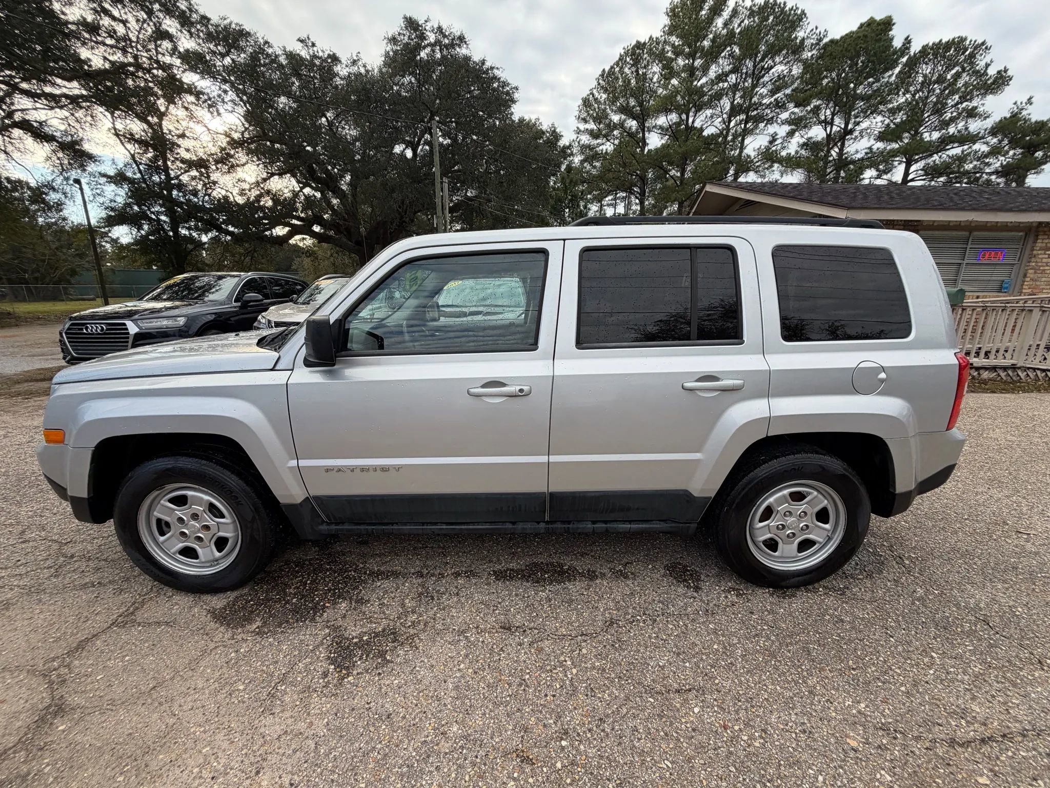 Used 2012 Jeep Patriot Sport w/ PWR Value Group image 8