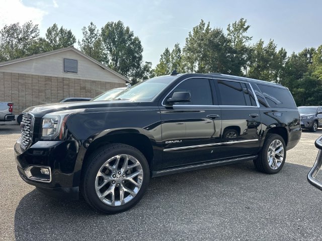 Used 2018 GMC Yukon XL Denali w/ Open Road Package RWD image 14