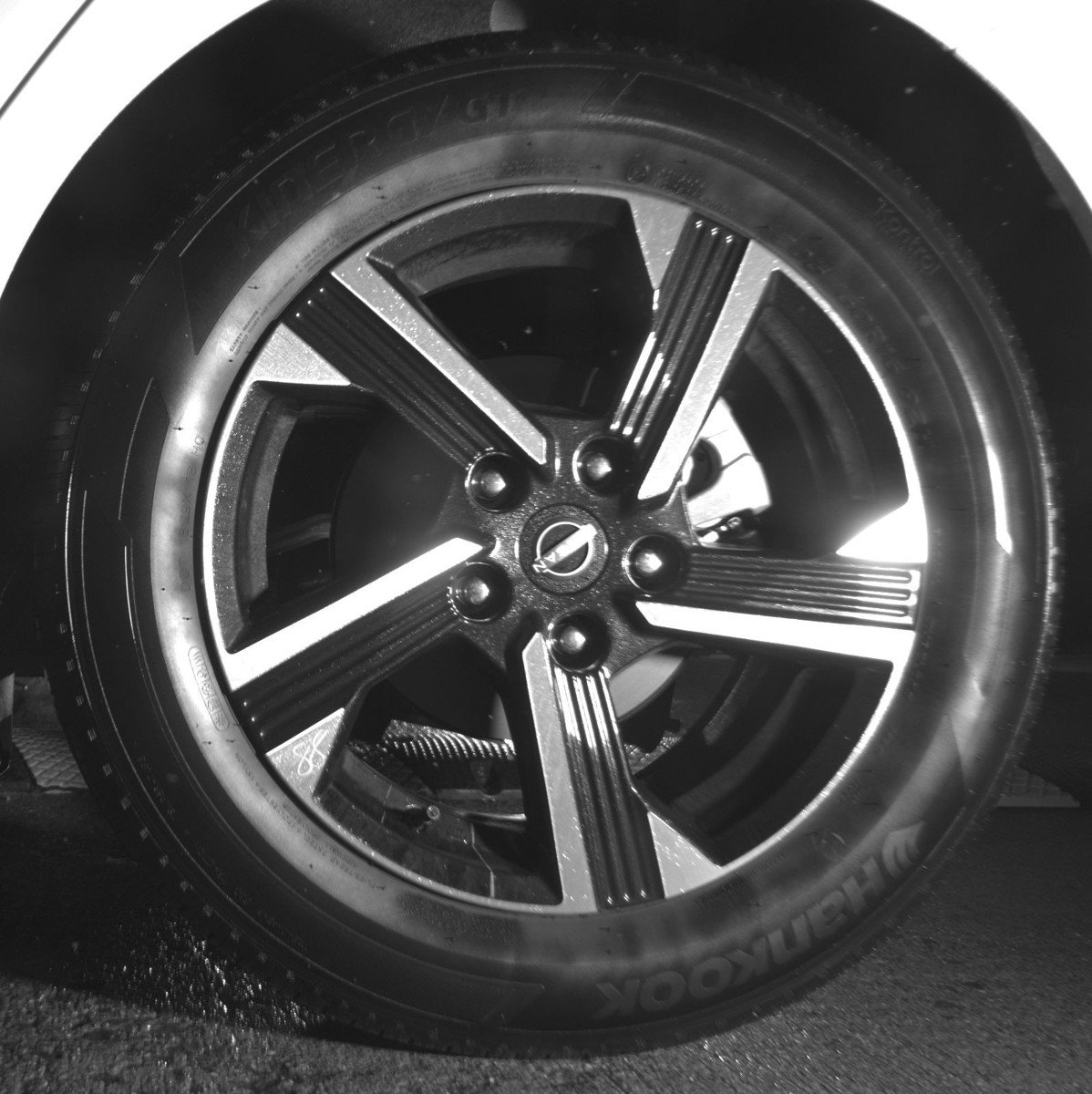 Used 2025 Nissan Sentra SV FWD image 14