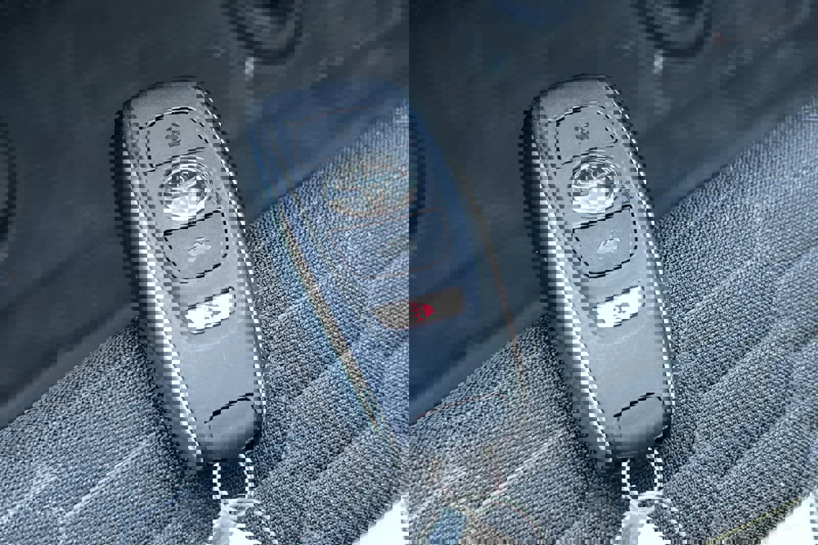 Used 2025 Toyota GR86 w/ ALL Weather Mat Package (TMS) image 21