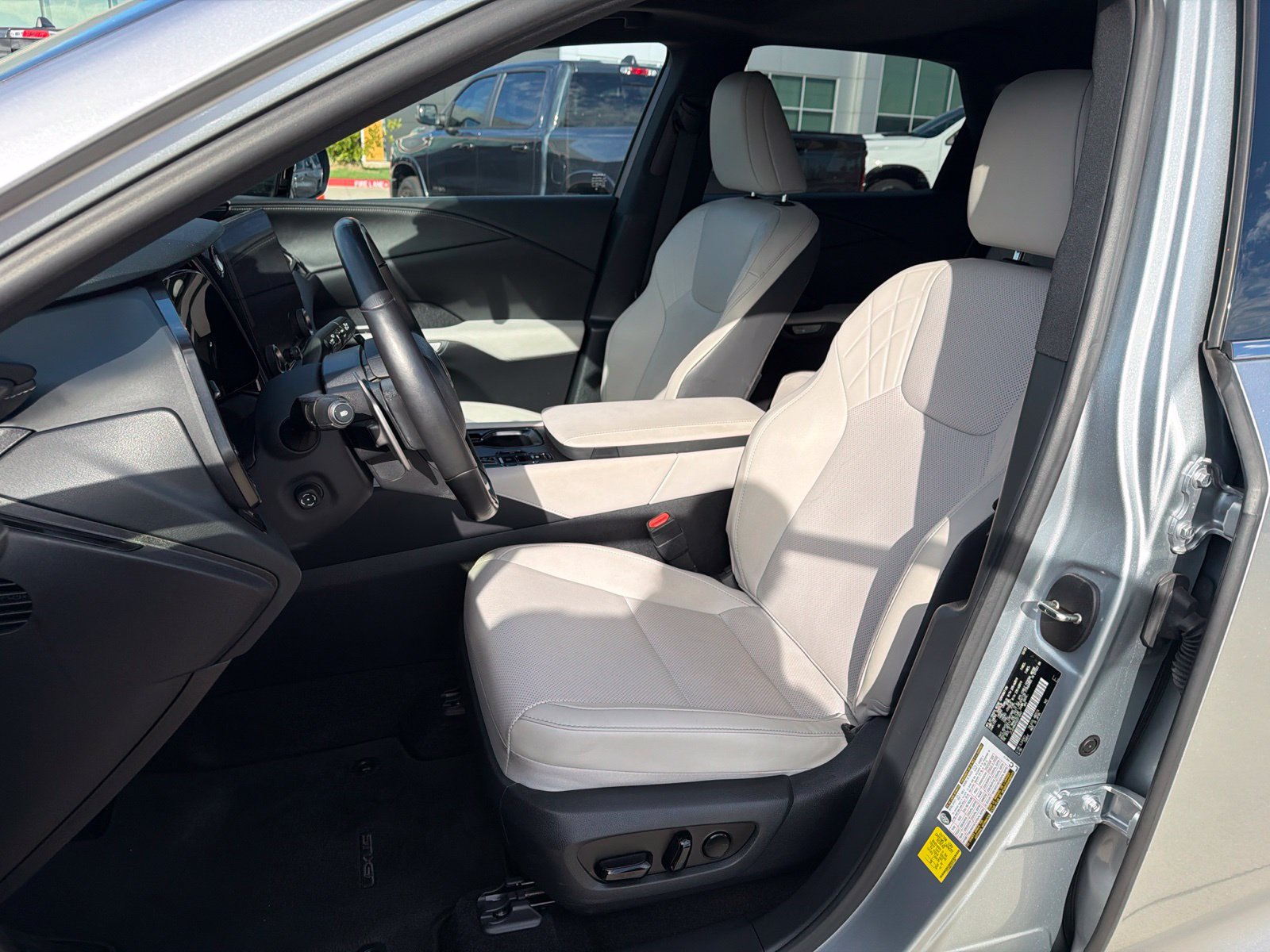 Used 2024 Lexus RX 350 Premium w/ Cold Area Package FWD image 14