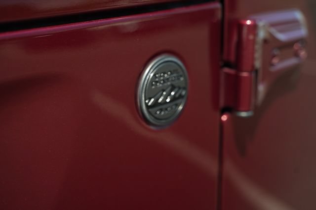 Used 2022 Jeep Wrangler Sport AWD/4WD image 35