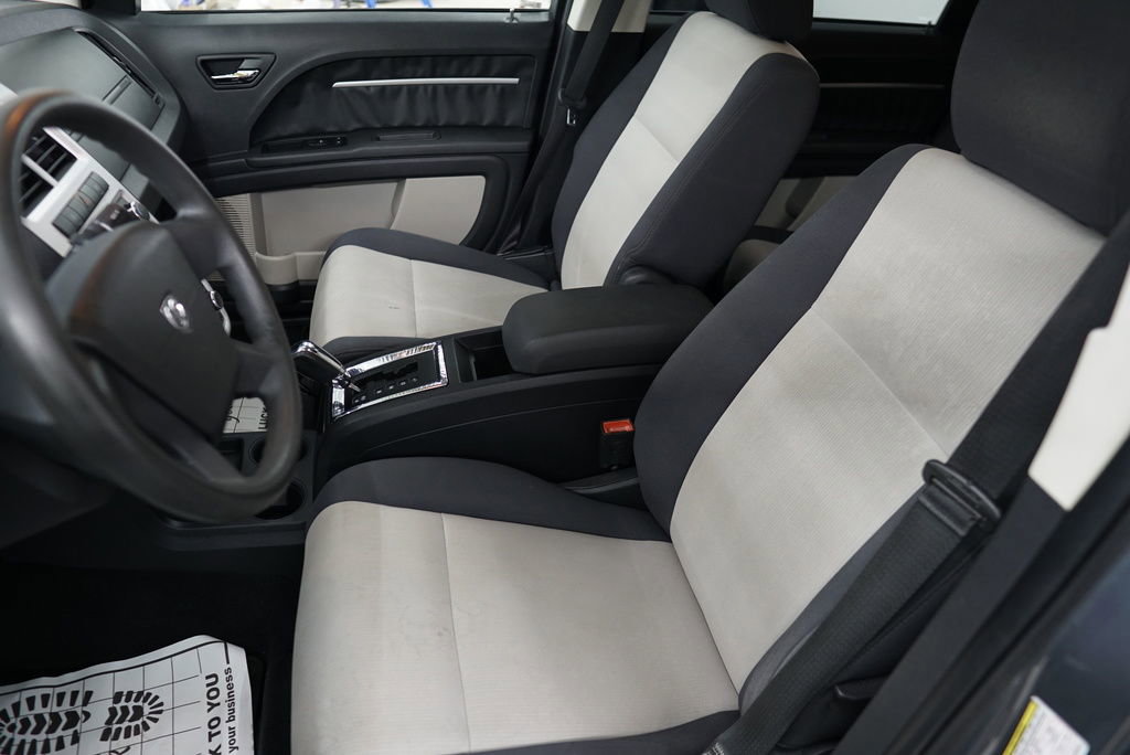 Used 2009 Dodge Journey SXT w/ Flexible Seating Group FWD image 30