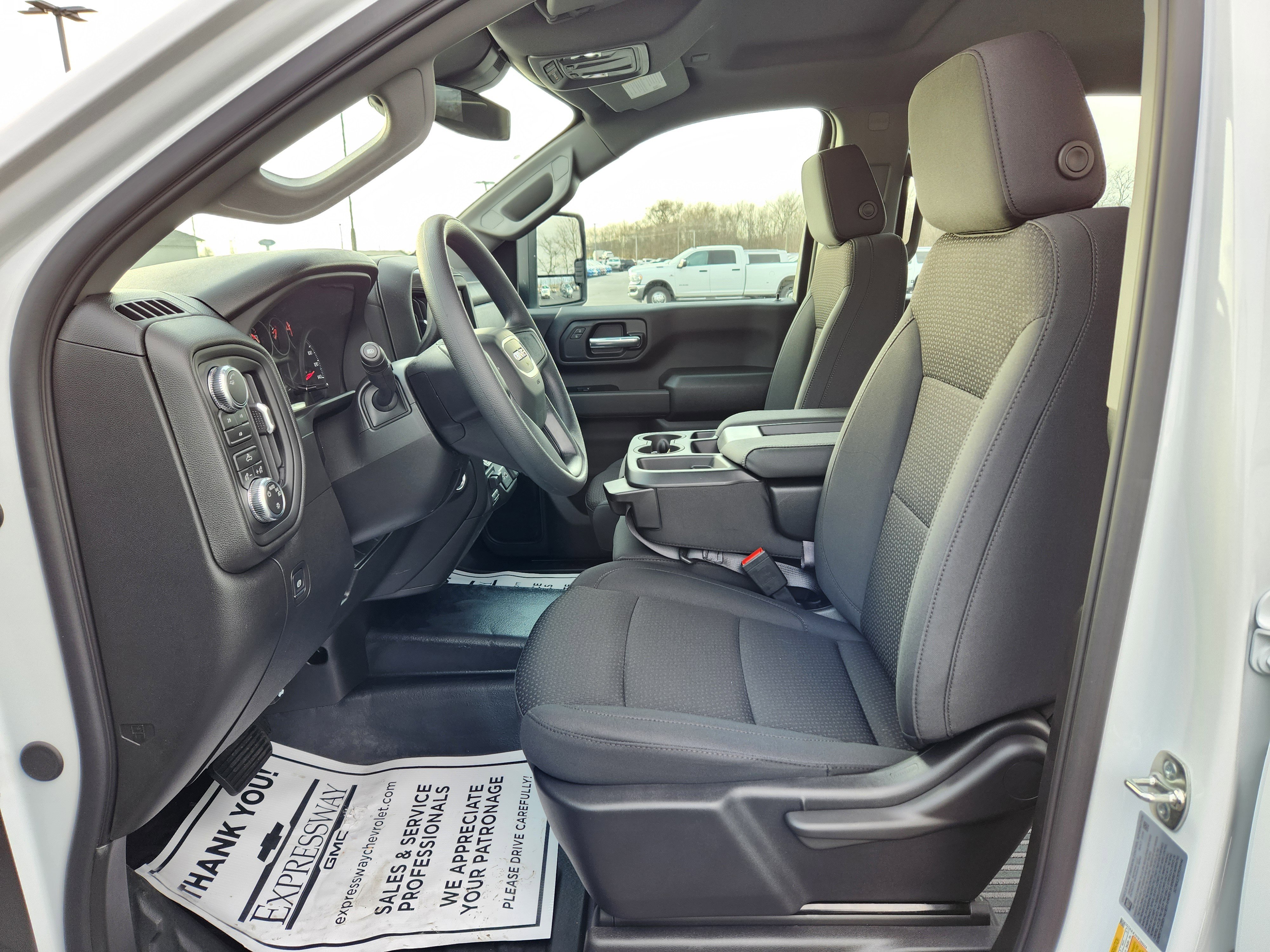 New 2026 GMC Sierra 2500 Pro image 9