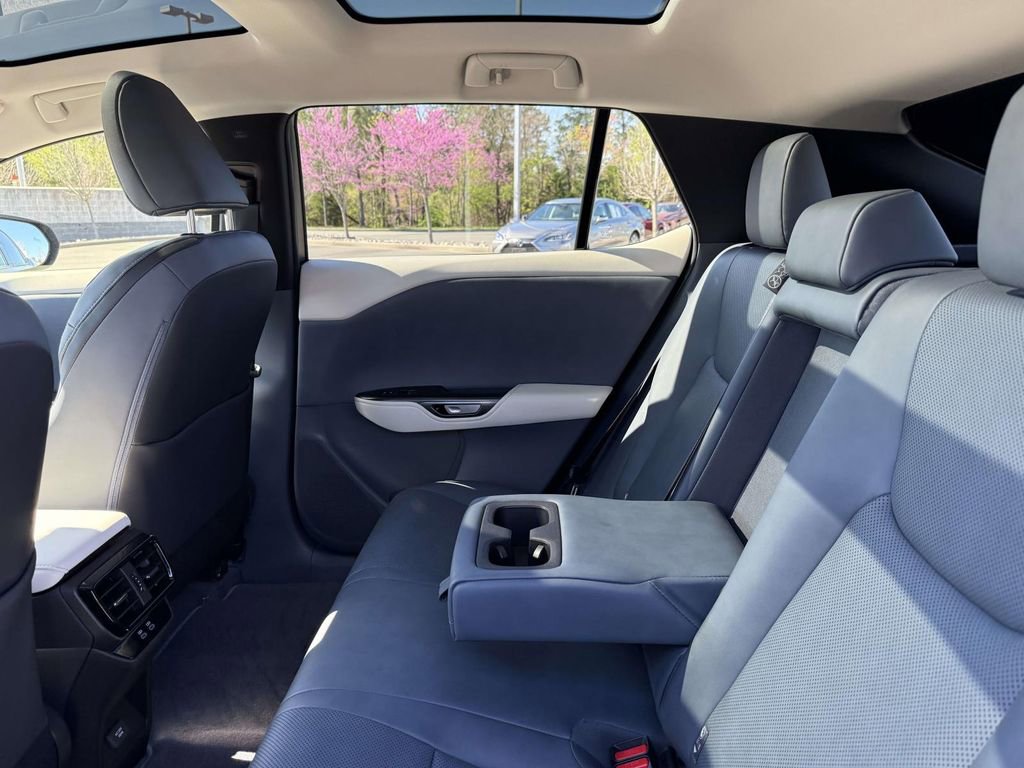 Used 2023 Lexus RZ 450e Premium w/ Technology Package AWD/4WD image 18