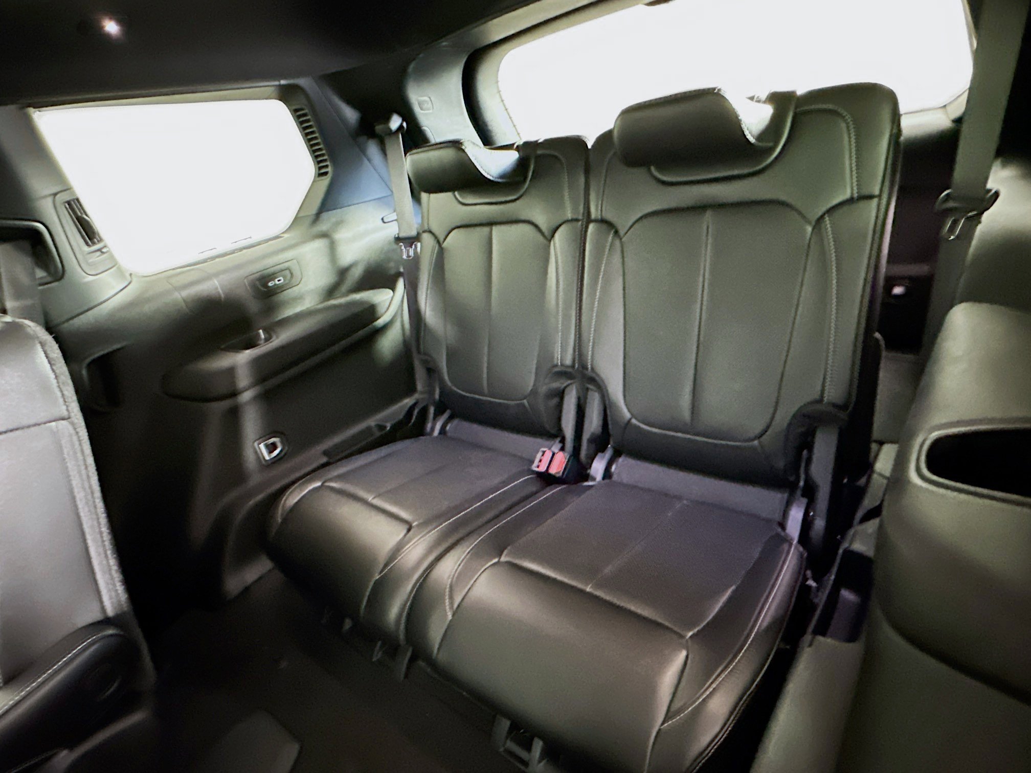 Used 2024 Jeep Grand Cherokee L Limited w/ Luxury Tech Group II image 29