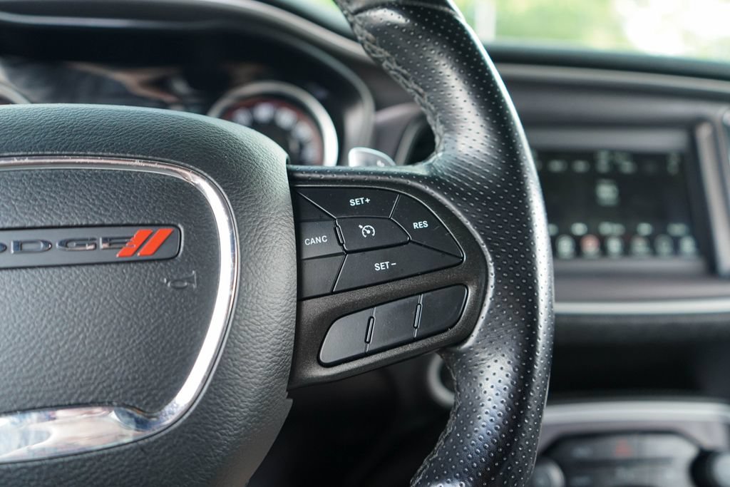 Used 2022 Dodge Challenger R/T RWD image 30