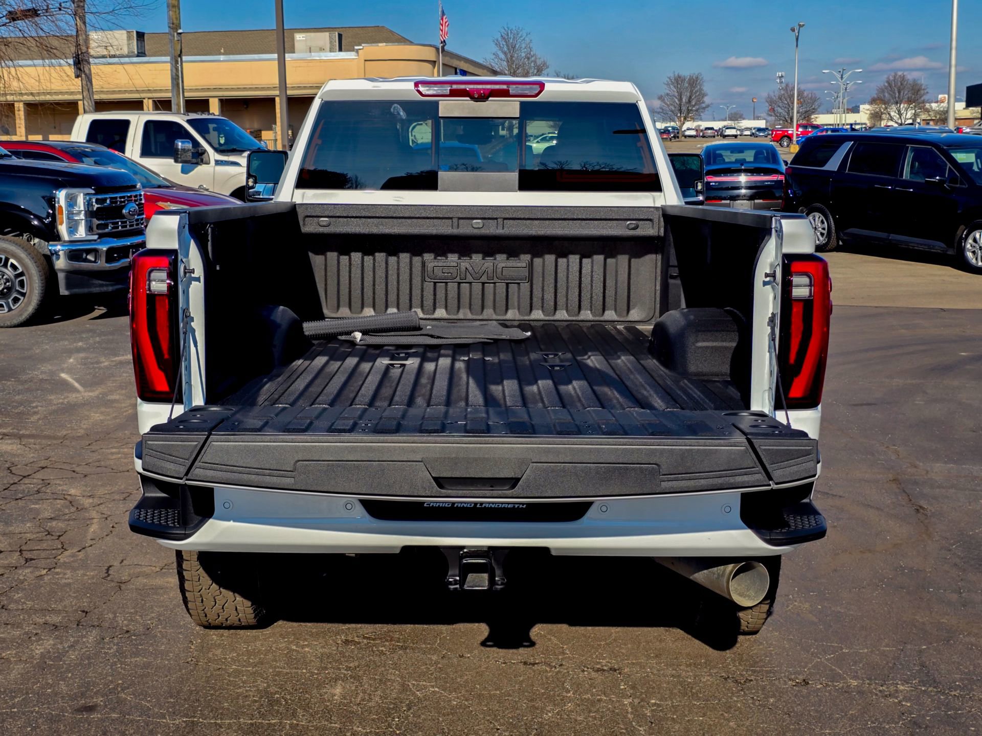 Used 2025 GMC Sierra 3500 Denali w/ Denali Reserve Package AWD/4WD image 42