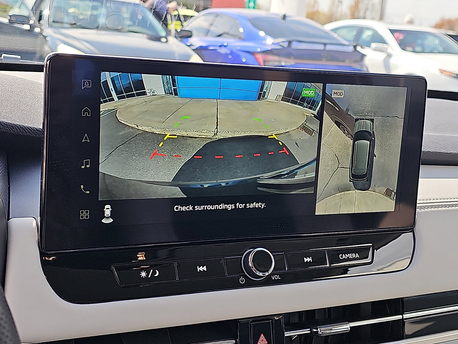 Used 2025 Mitsubishi Outlander SE AWD/4WD image 21