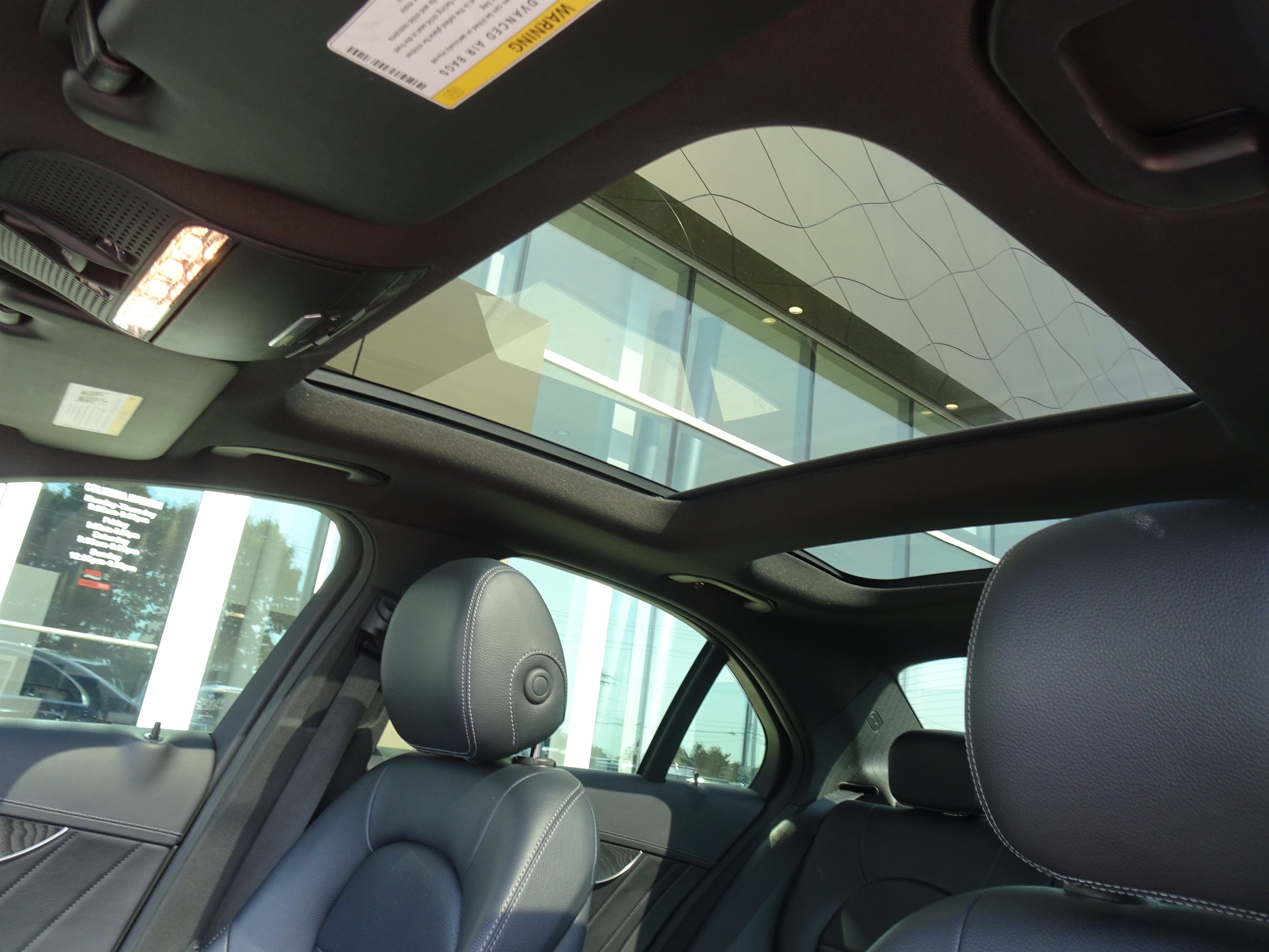 Used 2015 Mercedes-Benz C 300 4MATIC Sedan image 11
