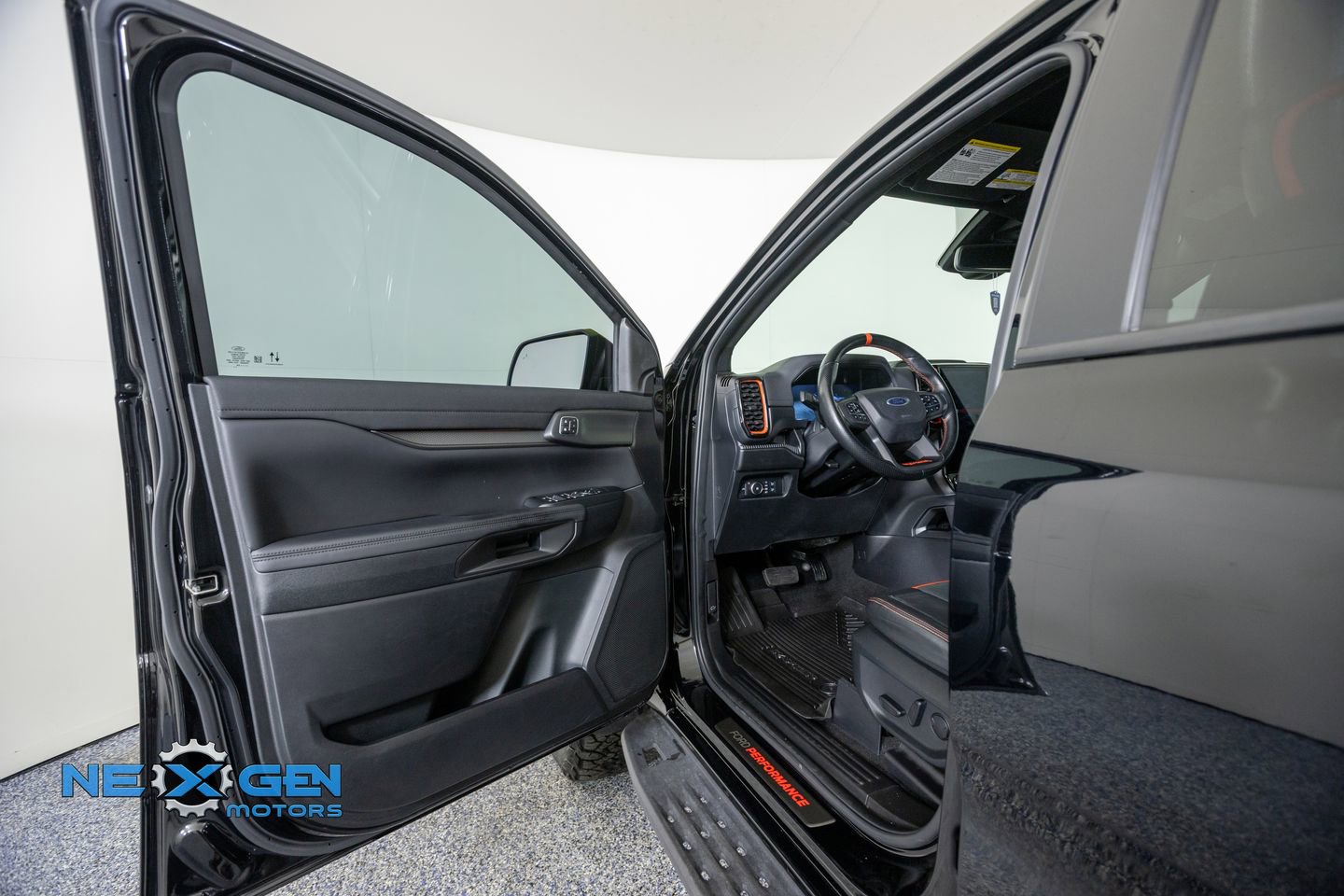 Used 2024 Ford Ranger Raptor AWD/4WD image 9