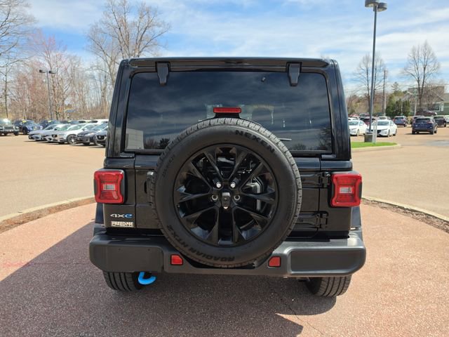 Used 2024 Jeep Wrangler Unlimited Sahara image 4