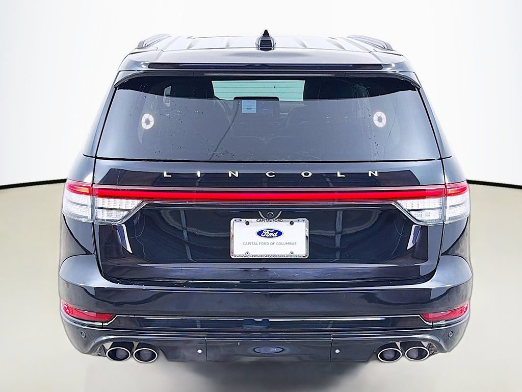 Used 2025 Lincoln Aviator AWD w/ Jet Appearance Package image 16