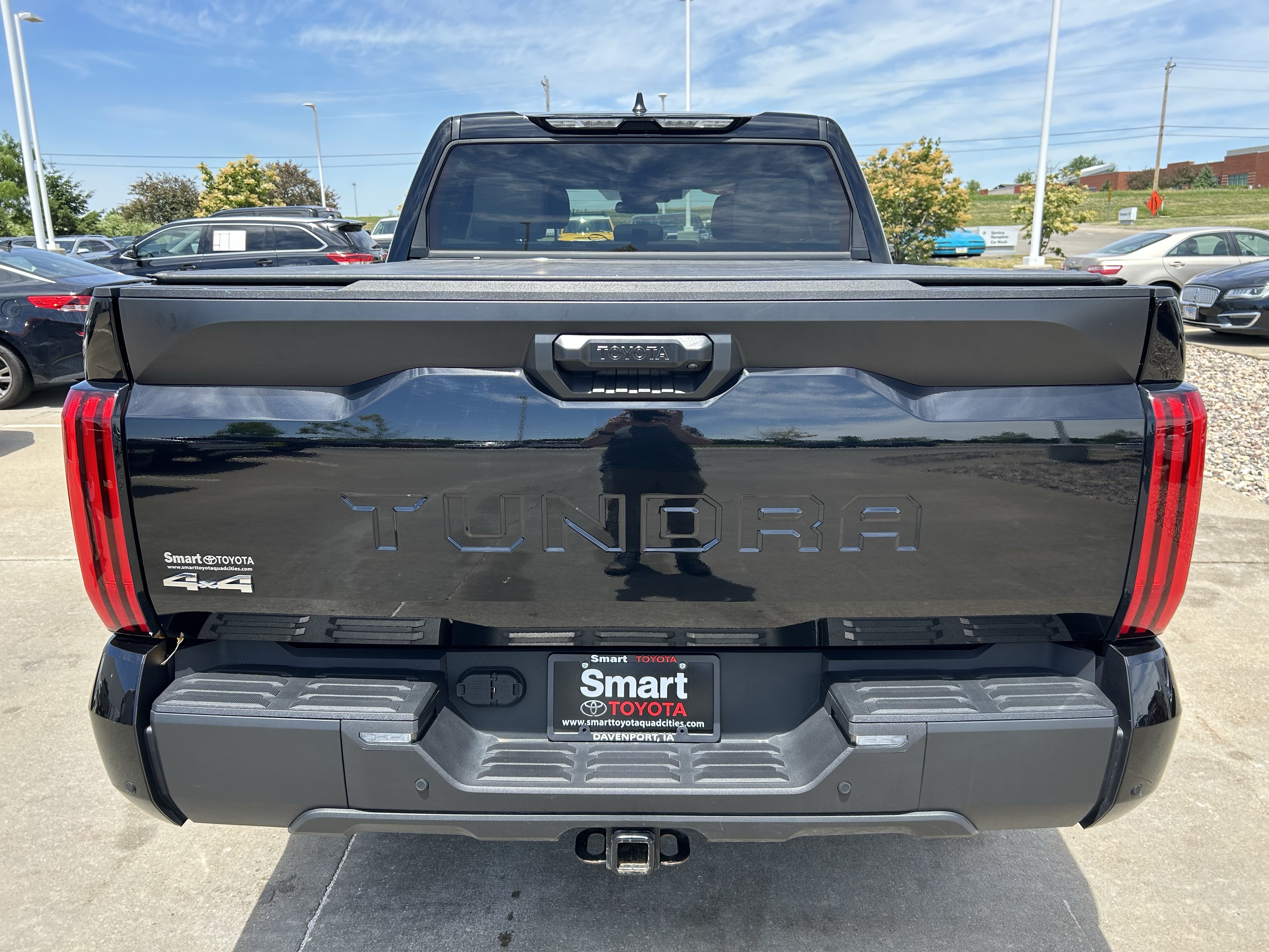 Used 2024 Toyota Tundra SR5 w/ SR5 Convenience Package AWD/4WD image 5