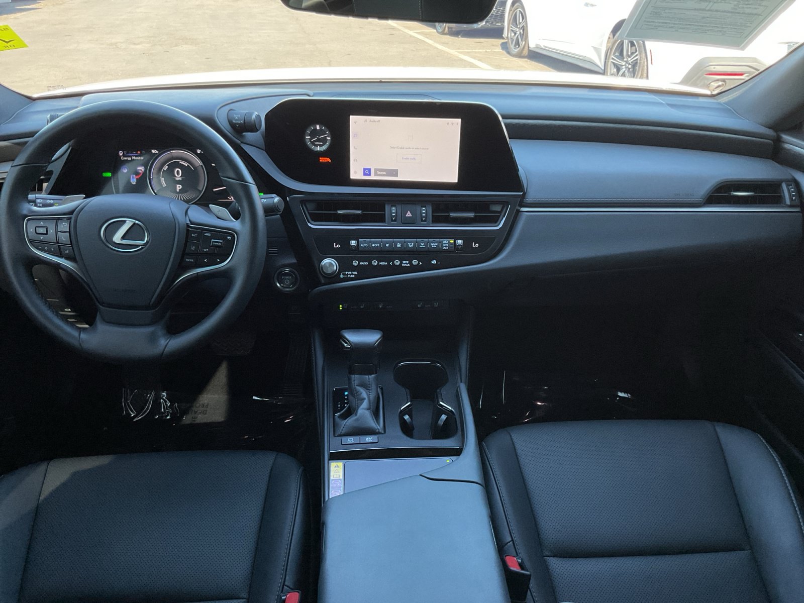 Used 2025 Lexus ES 300h w/ Premium Package FWD image 15