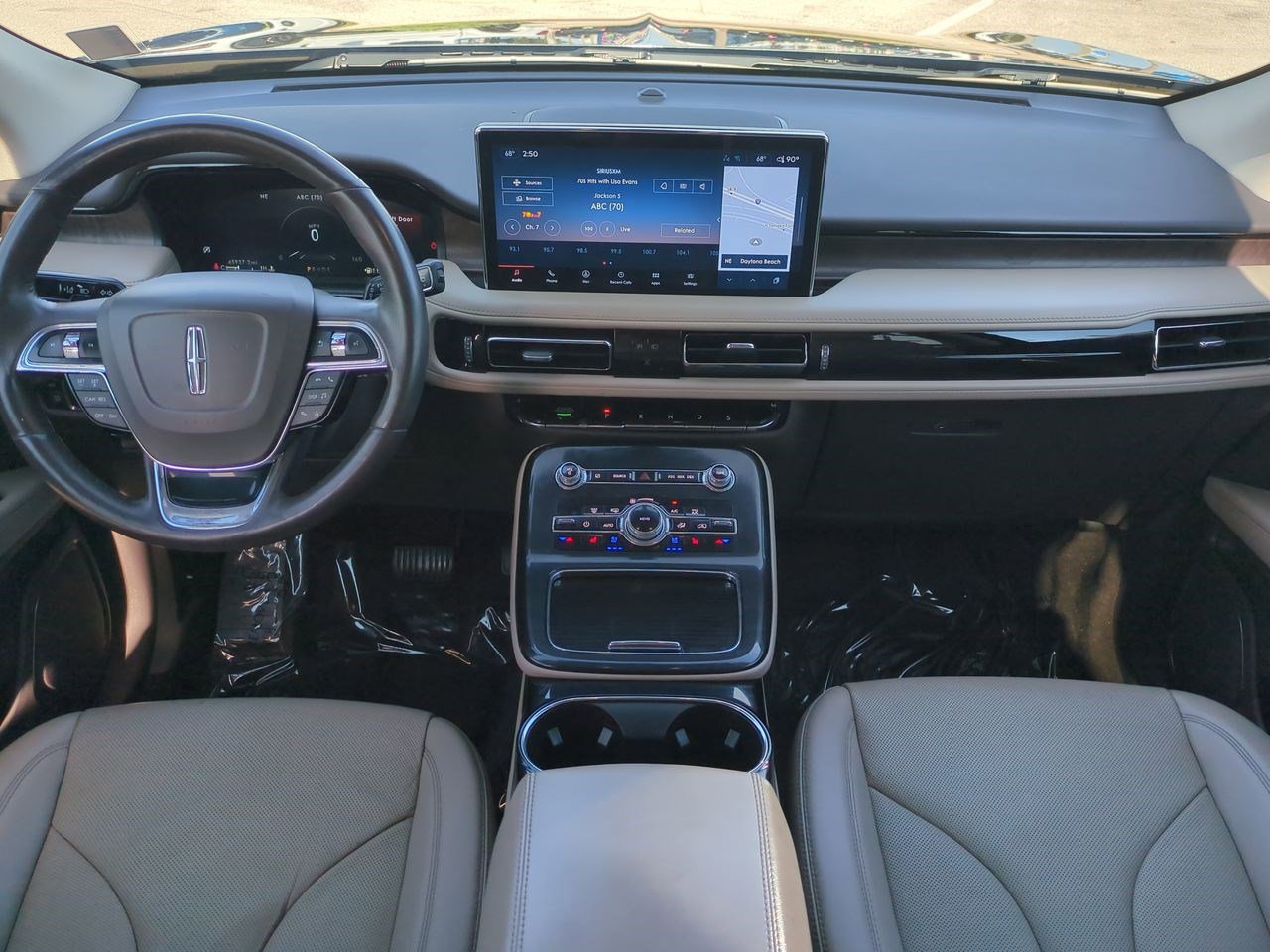 Certified 2023 Lincoln Nautilus Reserve w/ Monochromatic Package image 16