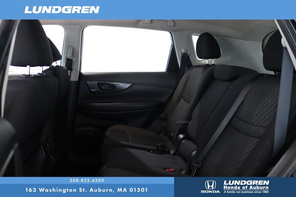 Used 2019 Nissan Rogue S AWD/4WD image 13