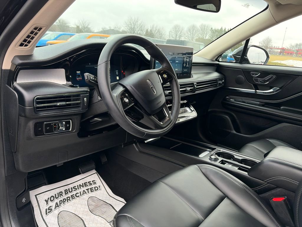 Used 2023 Lincoln Corsair Standard image 20