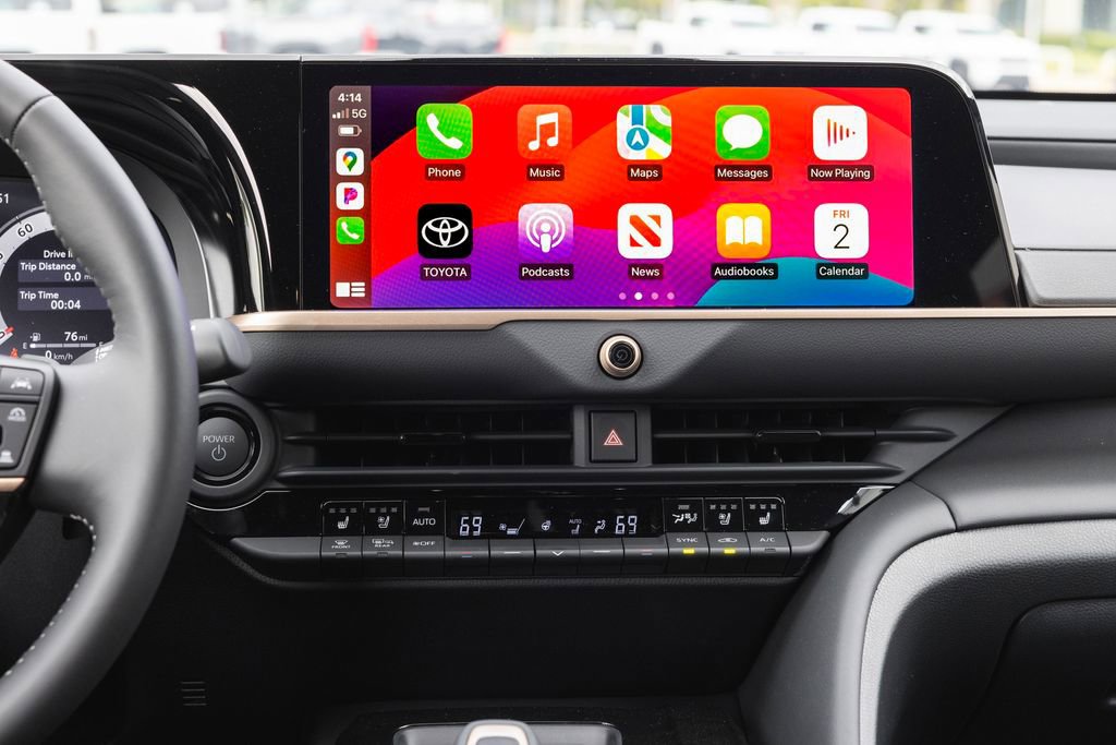 New 2026 Toyota Crown Signia image 10