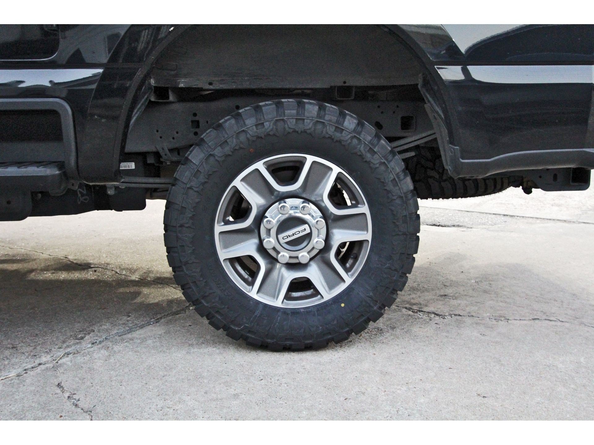 Used 2024 Ford F250 Lariat w/ Sport Appearance Package AWD/4WD image 33