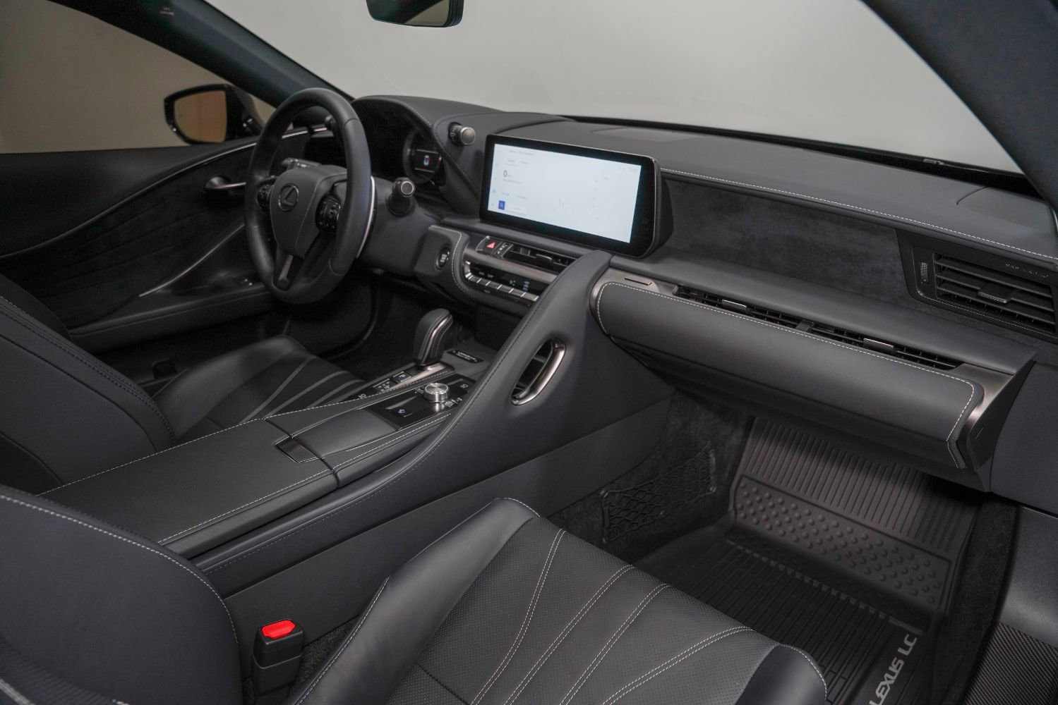 Used 2025 Lexus LC 500 Coupe image 27
