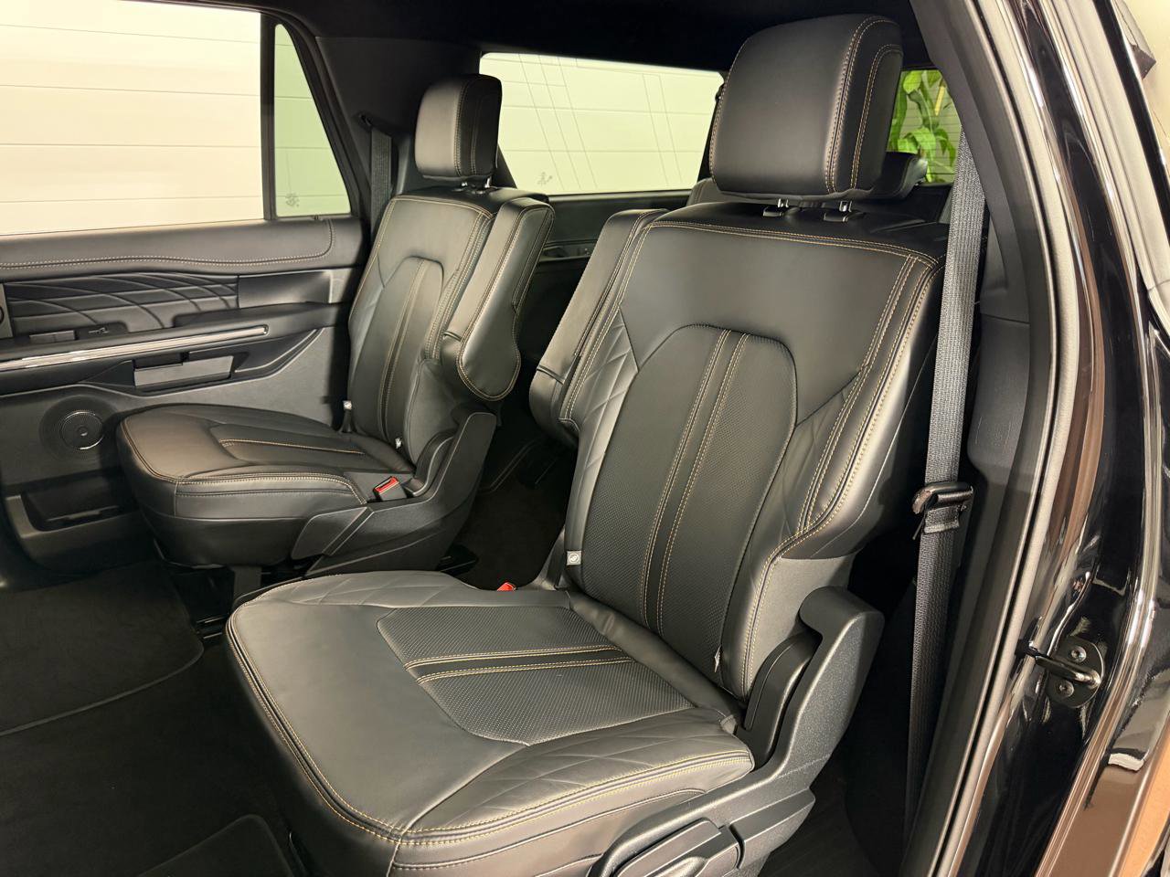 Used 2023 Ford Expedition Max Platinum AWD/4WD image 39