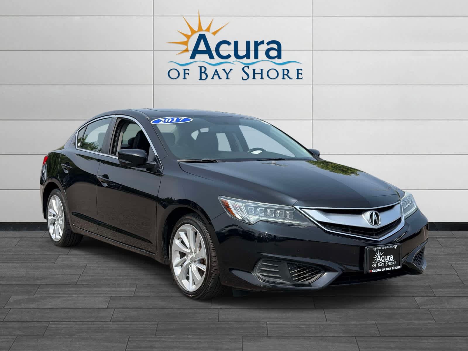 Used 2017 Acura ILX FWD image 4