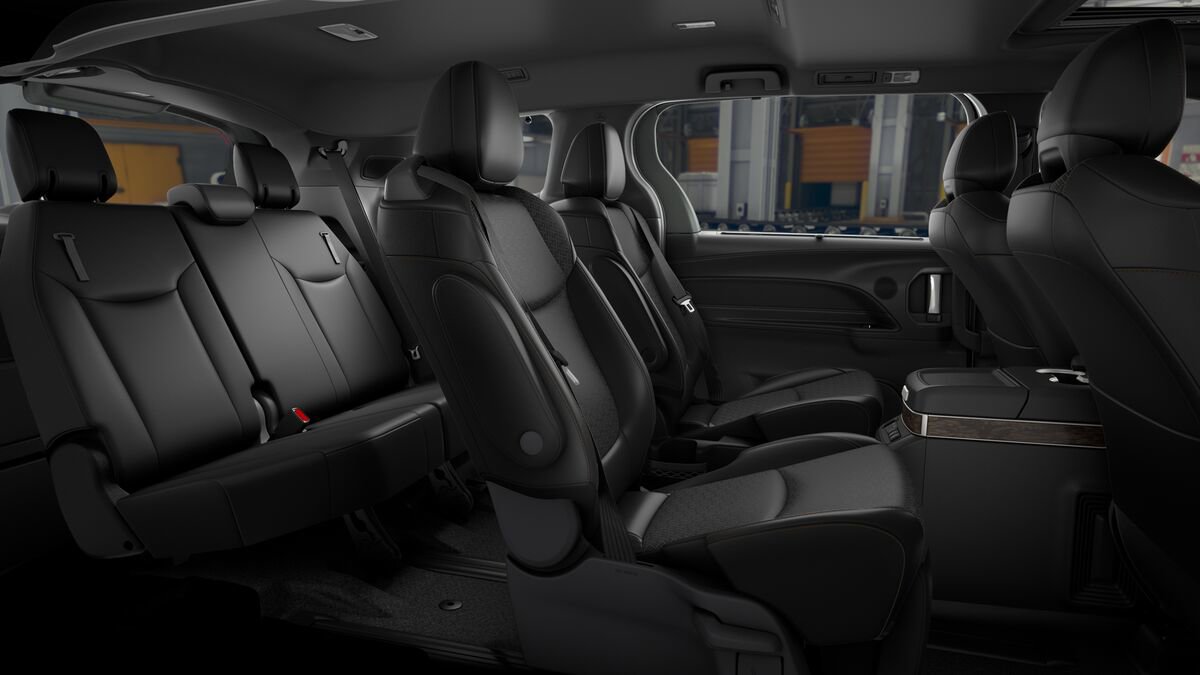 New 2026 Toyota Sienna Platinum AWD/4WD image 21