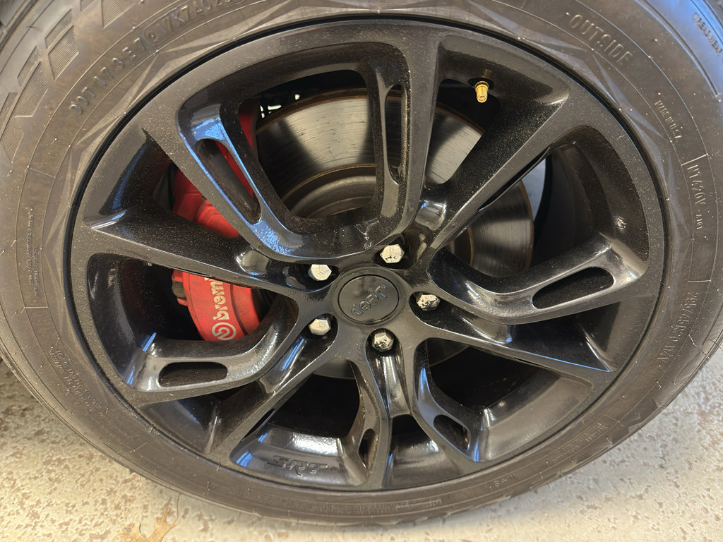 Used 2014 Jeep Grand Cherokee SRT w/ Trailer Tow Group IV AWD/4WD image 33