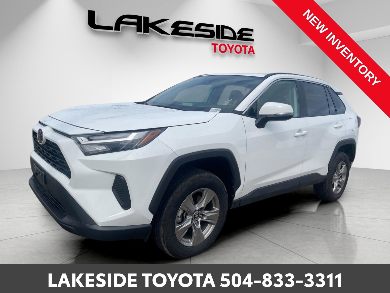 Used 2024 Toyota RAV4 XLE image 3