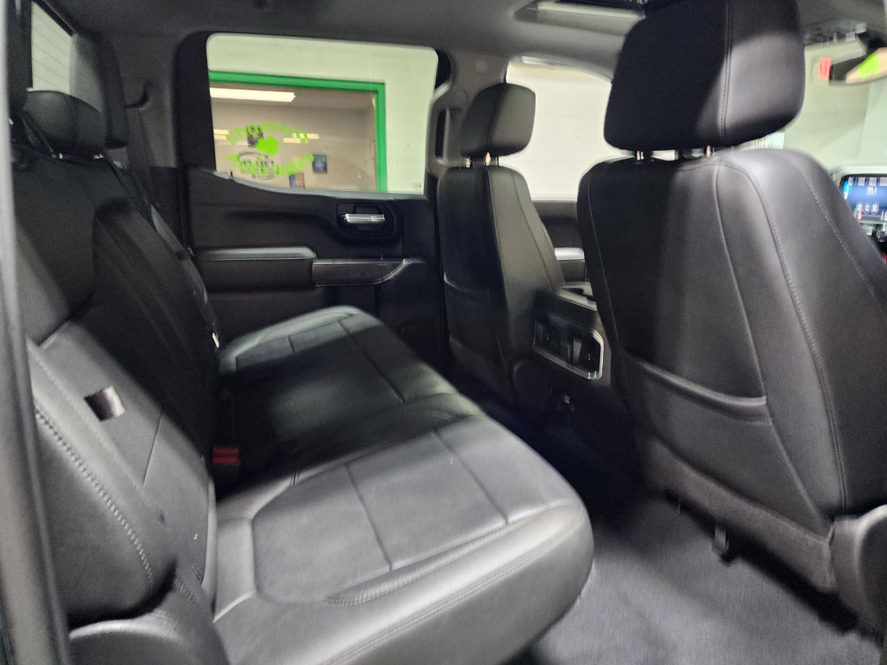 Used 2022 Chevrolet Silverado 1500 LTZ image 22