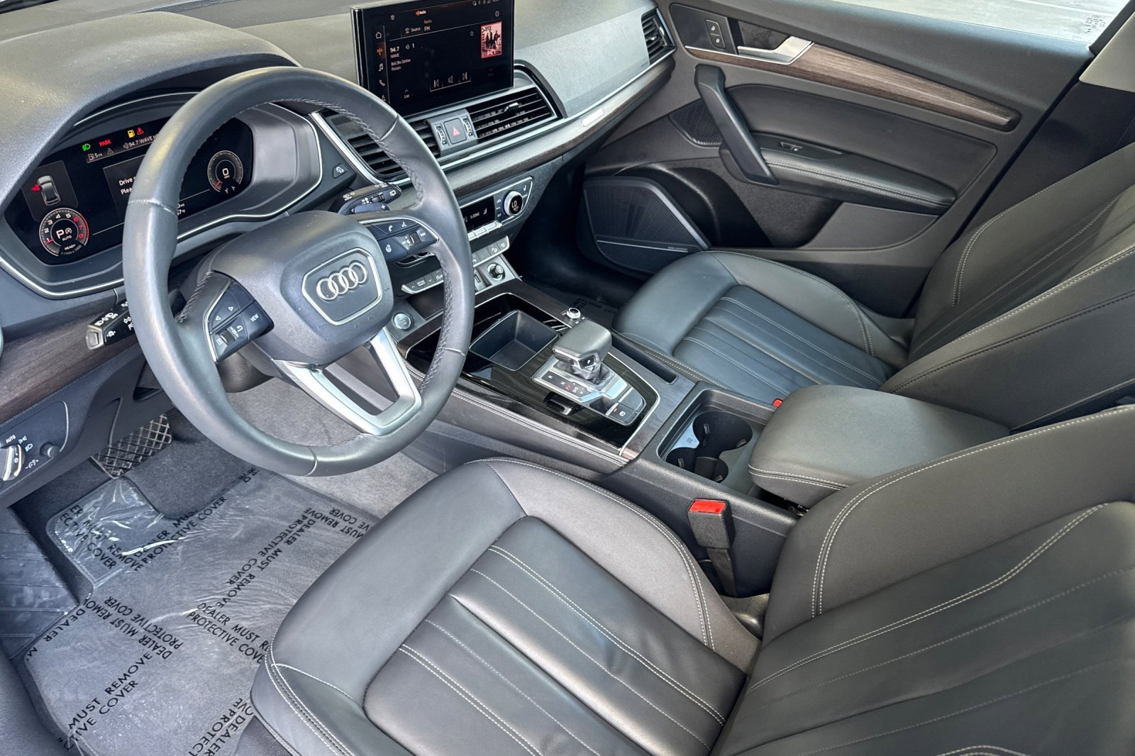 Used 2023 Audi Q5 2.0T Premium Plus w/ Premium Plus Package AWD/4WD image 9