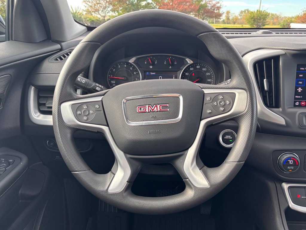 Used 2024 GMC Terrain SLE w/ Driver Convenience Package FWD image 25