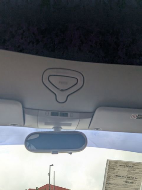 Used 2008 Volkswagen Beetle SE image 11