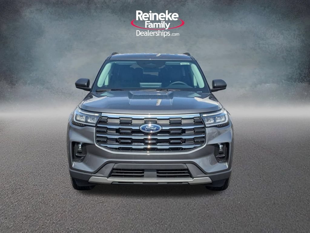 New 2026 Ford Explorer Active w/ Active Comfort Package AWD/4WD image 2