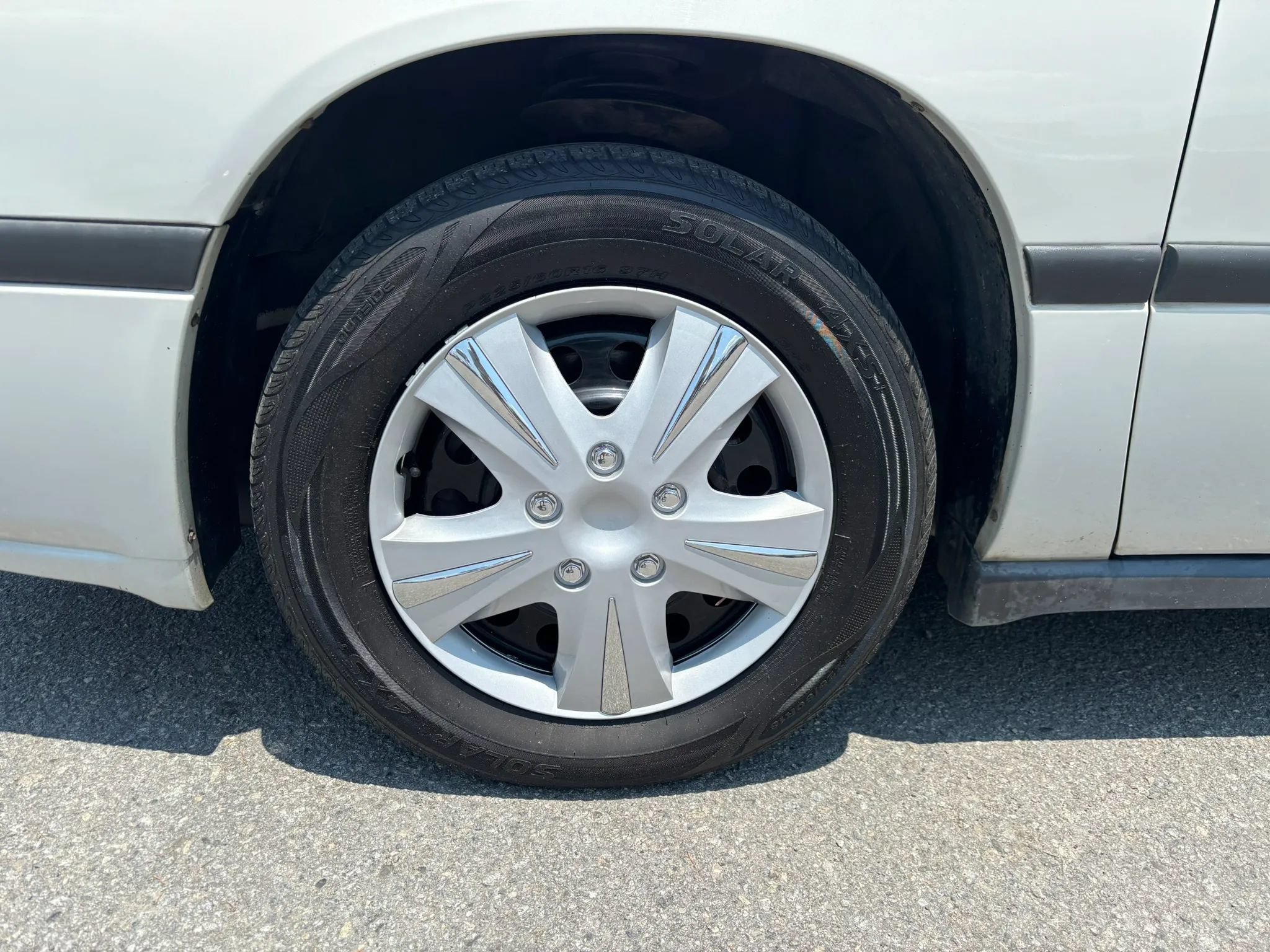 Used 2003 Chevrolet Impala FWD image 10