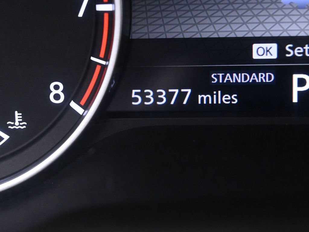 Used 2023 Nissan Rogue SV image 34