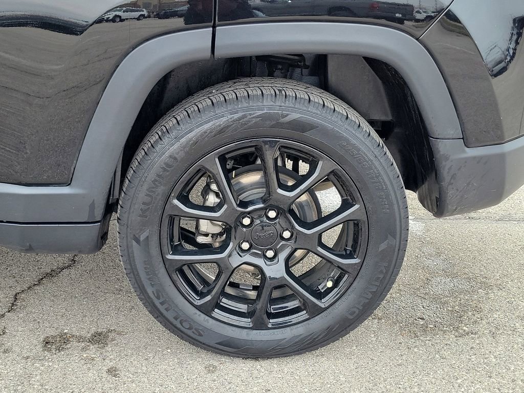 Used 2023 Jeep Compass Altitude w/ Sun and Sound Group image 7